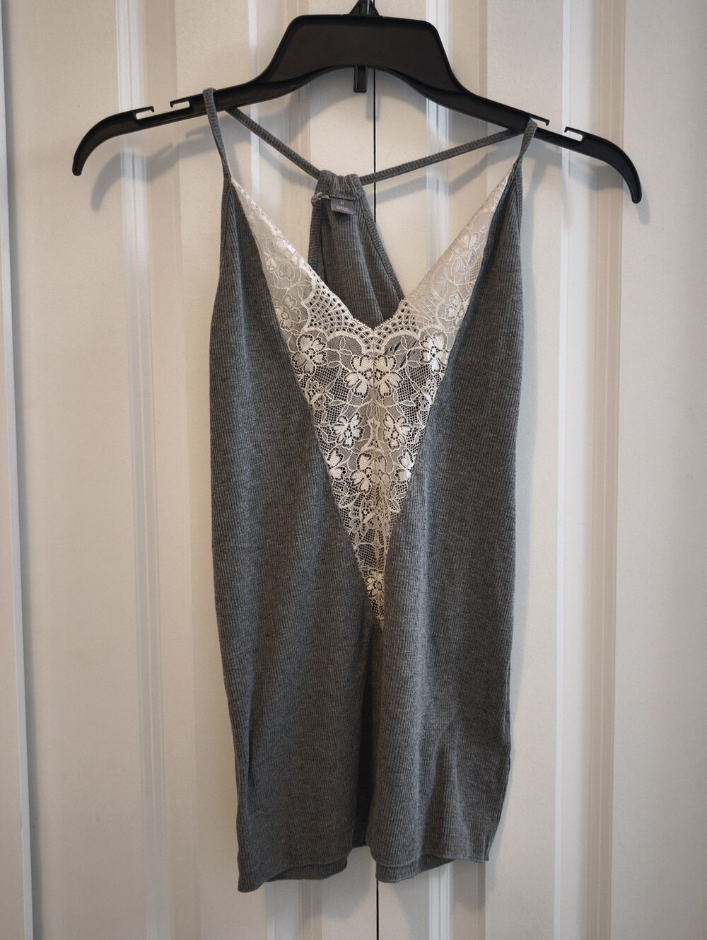 Chelsea Ribbed Gray Tank Top with Cream Lace Trim Size M